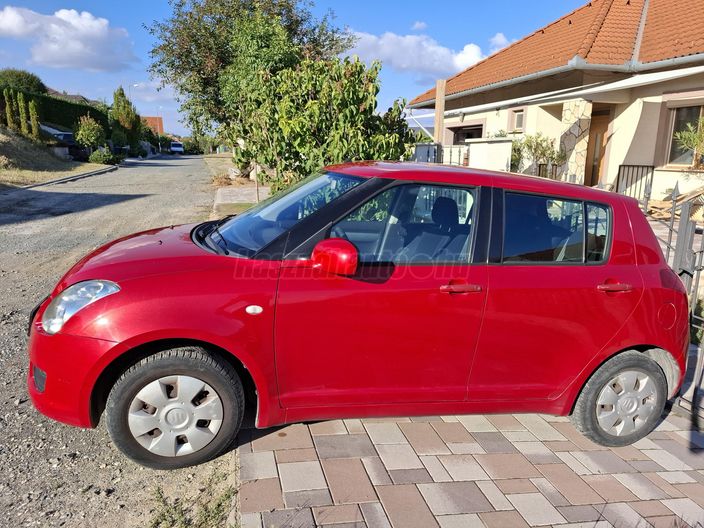 SUZUKI SWIFT 1.3 GLX CD