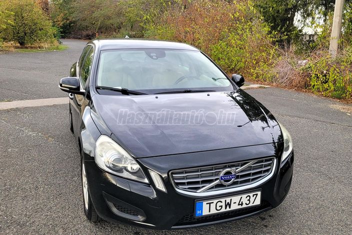 VOLVO V60 1.6 D [D2] Kinetic