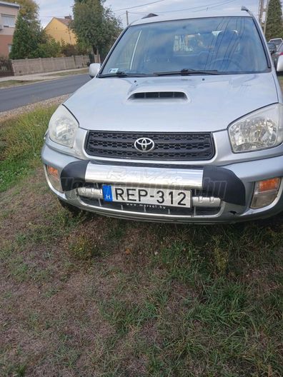 TOYOTA RAV 4 Rav4 2.0 D-4D 4x4