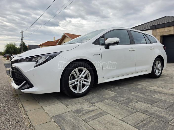 TOYOTA COROLLA Touring Sports 1.8 Hybrid Comfort Tech e-CVT