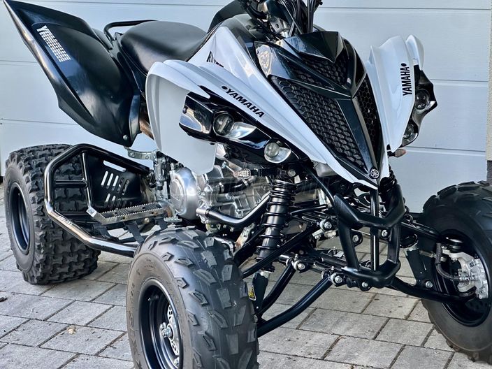 YAMAHA YFM 700