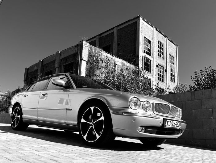 JAGUAR XJ XJR 4.2 V8 S C (Automata)