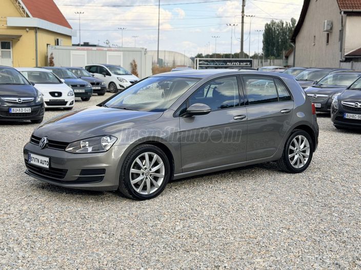 VOLKSWAGEN GOLF VII 1.6 TDI BMT Trendline