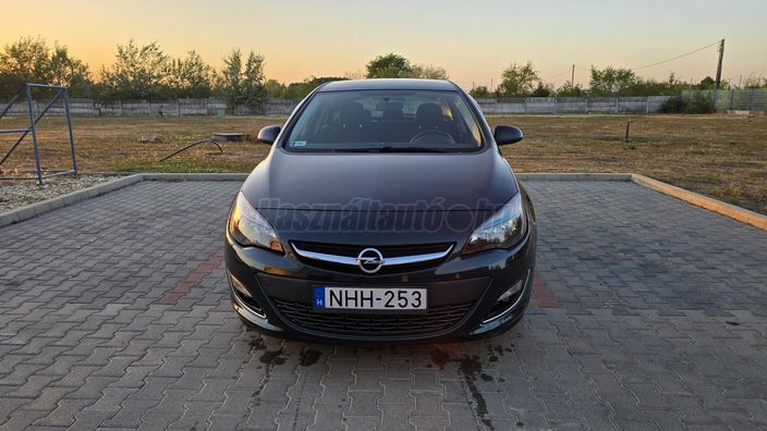 OPEL ASTRA J 1.6 Enjoy EURO6