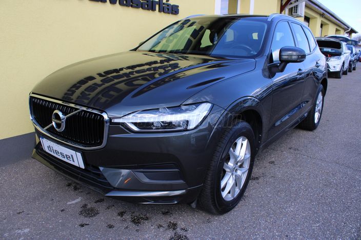 VOLVO XC60 2.0 D [D4] Momentum Geartronic FWD