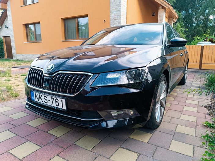 SKODA SUPERB Combi 2.0 TDI SCR Style 4x4 DSG