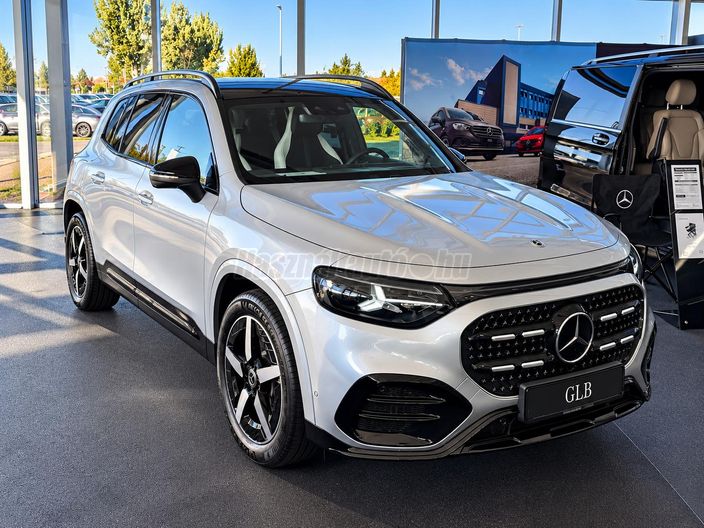 MERCEDES-BENZ GLB 200 8G-DCT Full hybrid drive