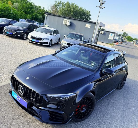 MERCEDES-BENZ A 45 AMG