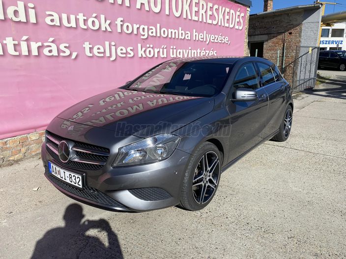MERCEDES-BENZ A 180 (BlueEFFICIENCY) Style