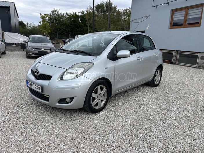TOYOTA YARIS 1.0 LIFE
