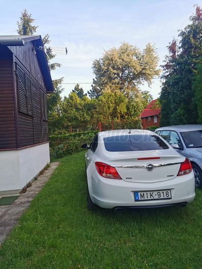OPEL INSIGNIA 2.0 T Edition AWD