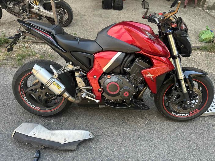 HONDA CB 1000 R