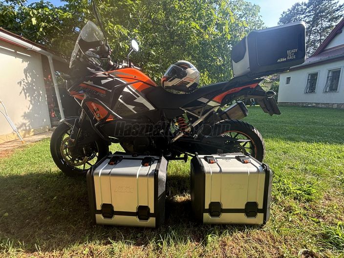 KTM 1050