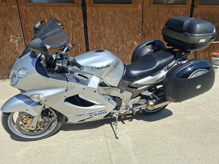 KAWASAKI ZZ-R 1200
