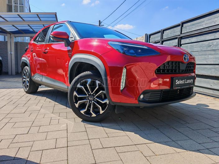 TOYOTA YARIS CROSS 1.5 Hybrid Comfort Style Tech e-CVT