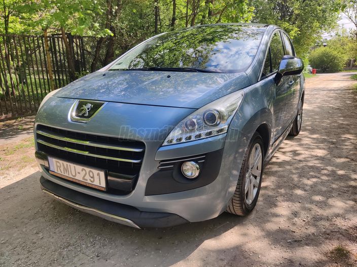 PEUGEOT 3008 2.0 HDi HYbrid4 104 gramm EGS6