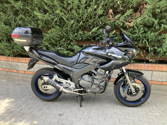 YAMAHA TDM 900