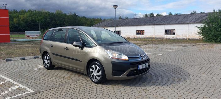 CITROEN GRAND C4 PICASSO 1.6 HDi Tendance FAP (7 személyes )