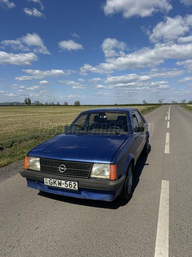 OPEL KADETT D 1.3 SR