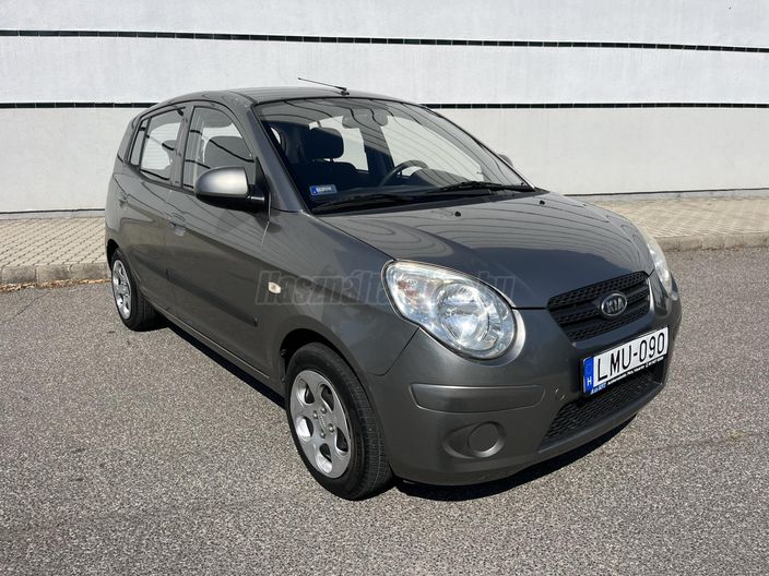 KIA PICANTO 1.0 LX Young