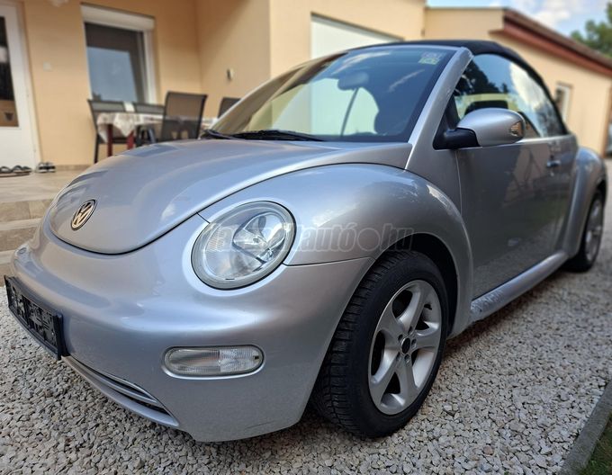 VOLKSWAGEN BEETLE