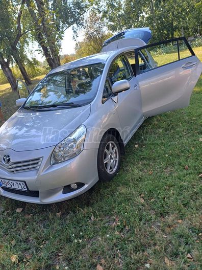 TOYOTA VERSO 1.6 Live