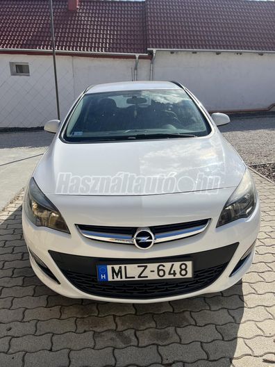 OPEL ASTRA J Sports Tourer 1.6 Enjoy