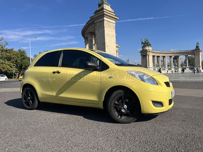 TOYOTA YARIS 1.0 998 Ice