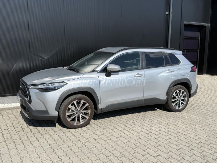 TOYOTA COROLLA CROSS 2.0 Hybrid Style e-CVT