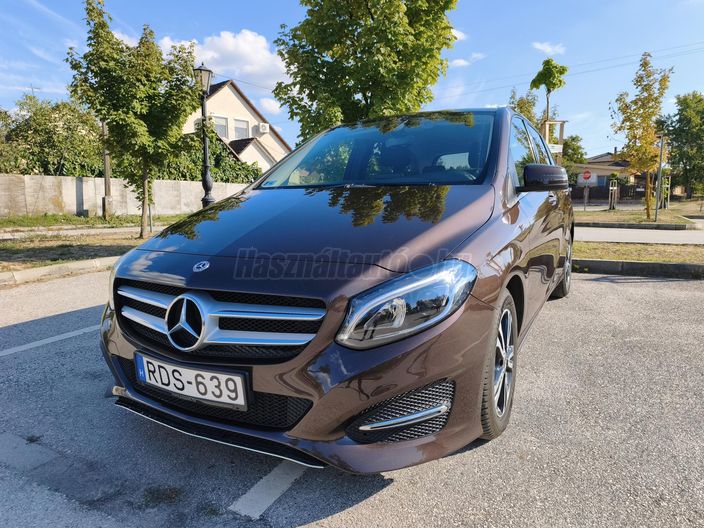 MERCEDES-BENZ B 200 Style 7G-DCT