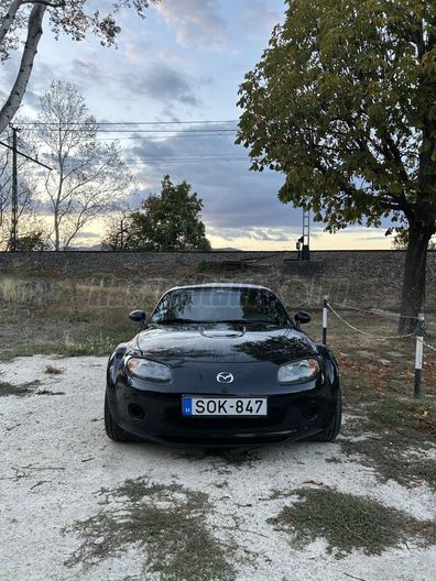 MAZDA MX-5 Coupe 2.0i 16V Revolution