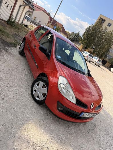 RENAULT CLIO 1.2 Expression