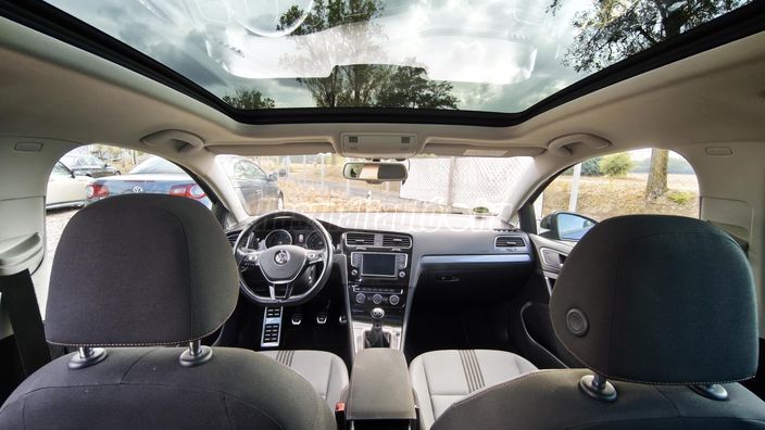 VOLKSWAGEN GOLF VII 1.6 TDI BMT Allstar