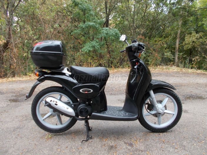 APRILIA SCARABEO 50