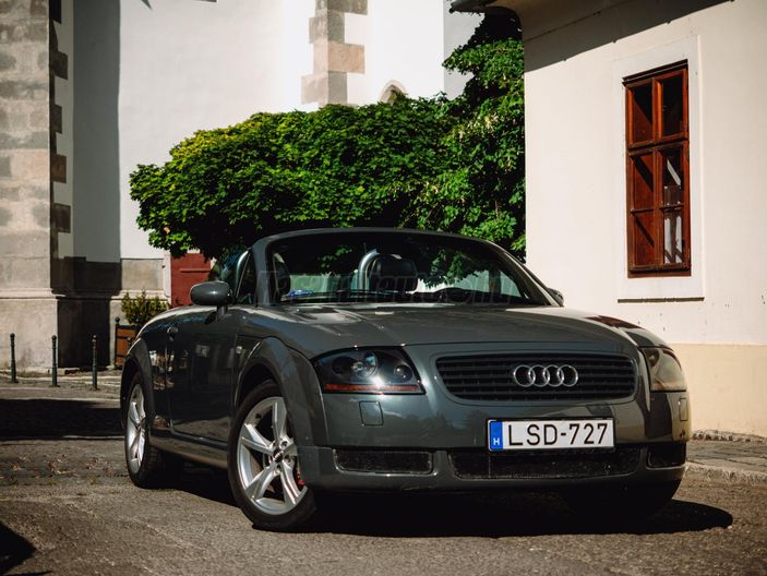 AUDI TT Roadster 1.8 T