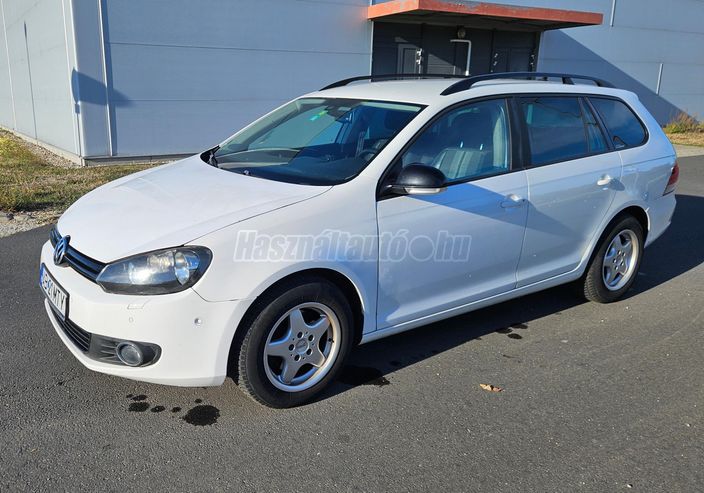 VOLKSWAGEN GOLF VI Variant 1.6 CR TDI Highline DSG