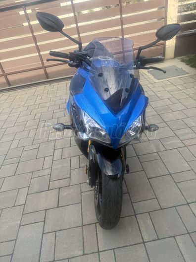 SUZUKI GSX-S 1000 F