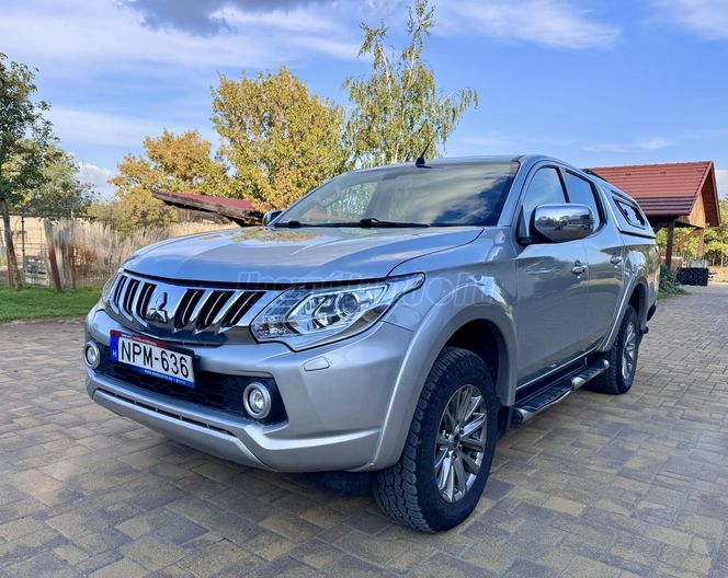 MITSUBISHI L 200 2.4 DI-D Instyle Navi