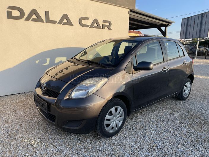 TOYOTA YARIS 1.0