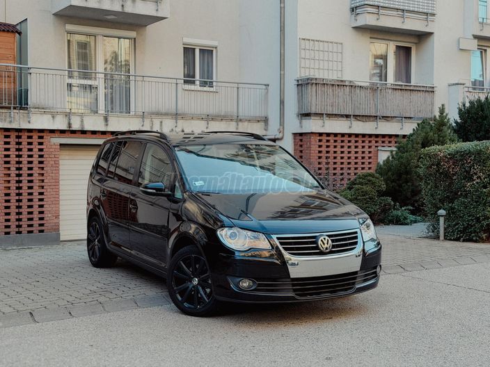 VOLKSWAGEN TOURAN 1.4 TSi Trendline
