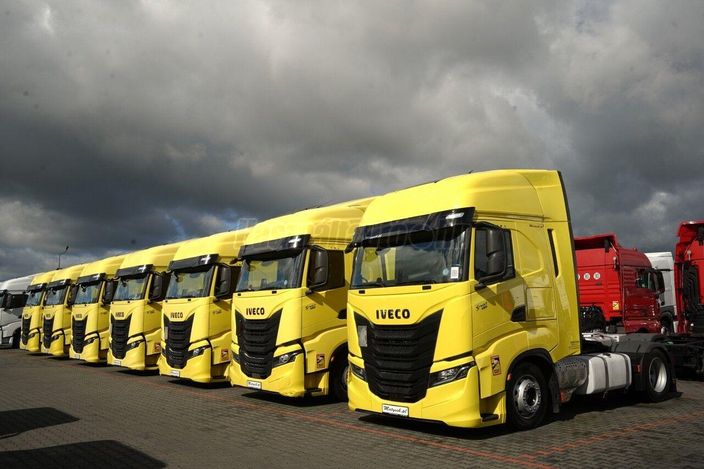IVECO S-WAY 480 / MEGA / LOW DECK / OPONY 100% / PO KONTRAKCIE SERWISO