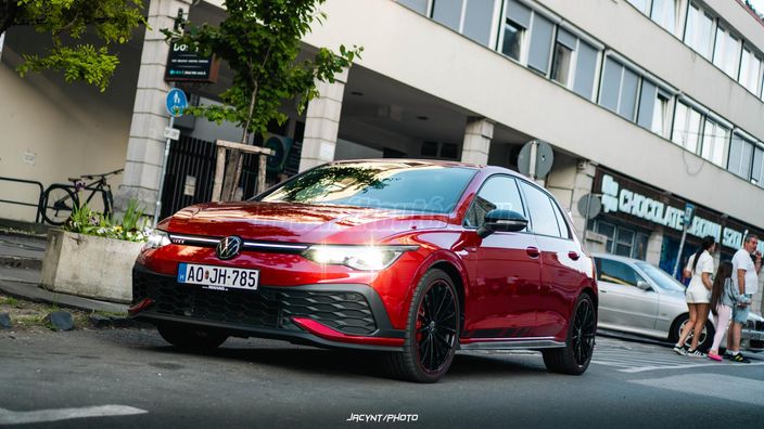 VOLKSWAGEN GOLF VIII 2.0 TSI GTI Clubsport DSG