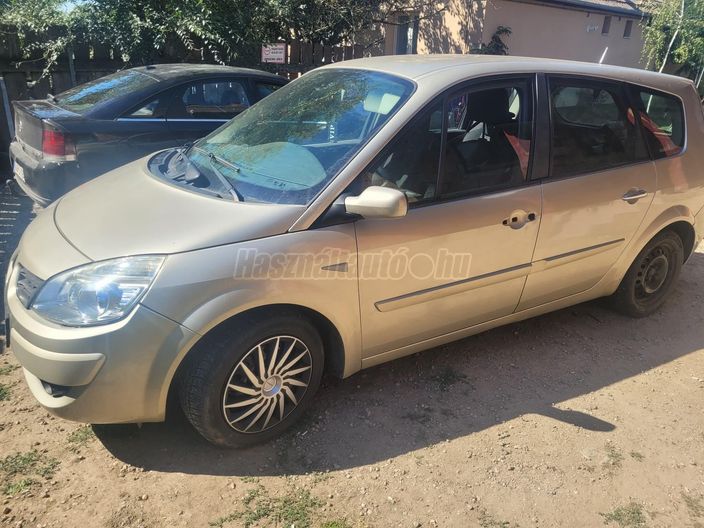 RENAULT GRAND SCENIC Scénic 1.5 dCi Authentique Plus