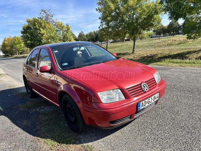 VOLKSWAGEN BORA 1.6 Comfortline