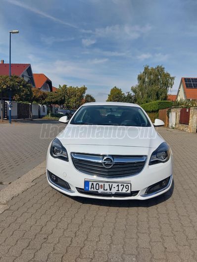 OPEL INSIGNIA 1.4 T Cosmo Start Stop