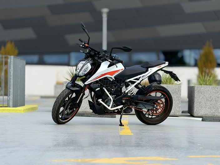 KTM 390 DUKE