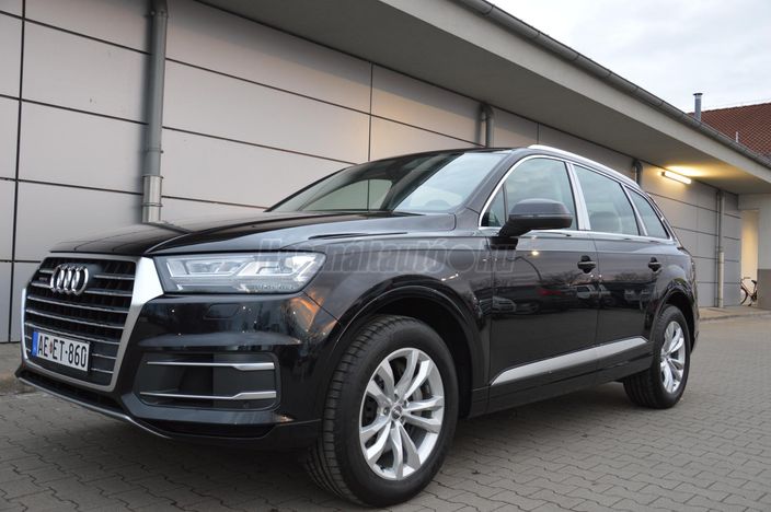 AUDI Q7 55 TFSI Basis quattro Tiptronic ic