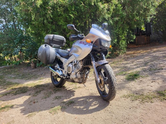 YAMAHA TDM 850