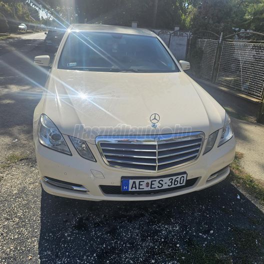 MERCEDES-BENZ E 200