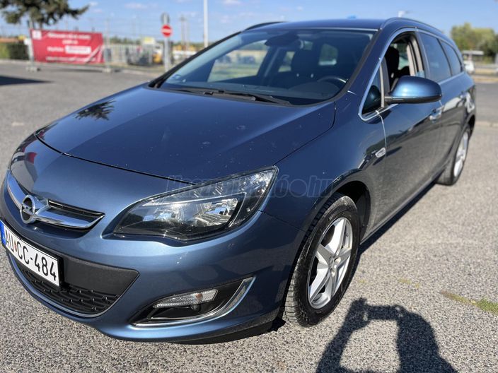 OPEL ASTRA Sports Tourer 1.6 CDTI Start-Stop Enjoy